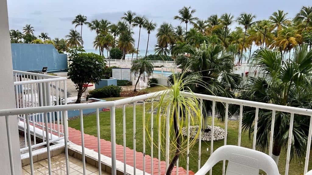 Beachfront Tropical Tantra Apartment San Juan Dış mekan fotoğraf